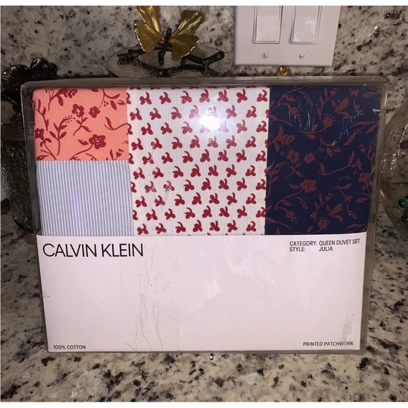 Calvin Klein Julia Queen Duvet Cover+Two shams PATCHWORK 100% Cotton. Brand New!
